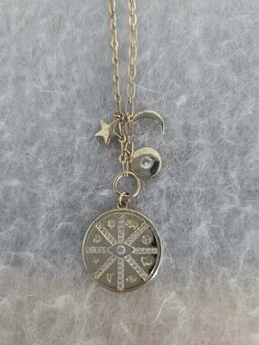 Gold Fashion Necklace